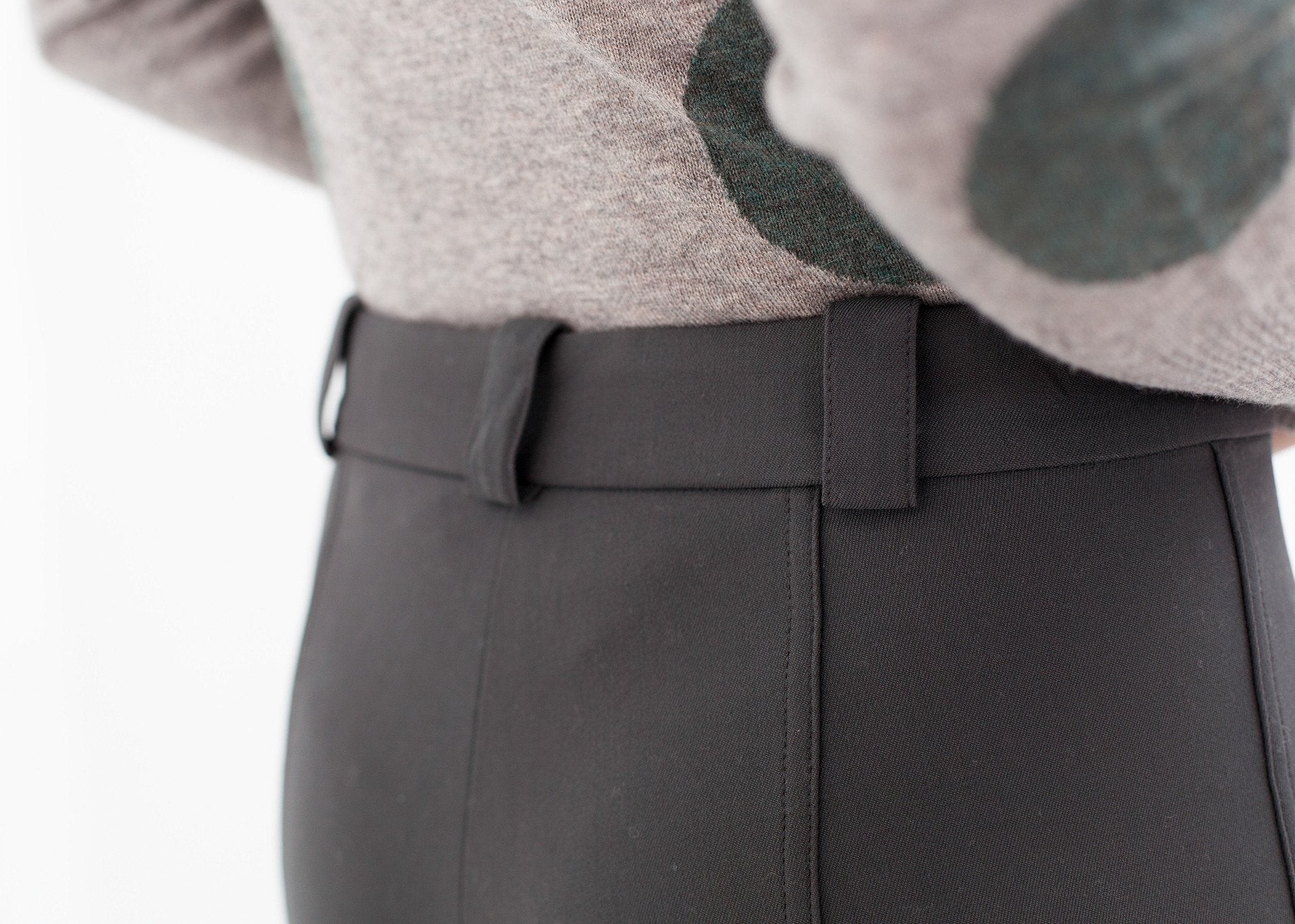 Mirco Pant in Stone - DrakeJack