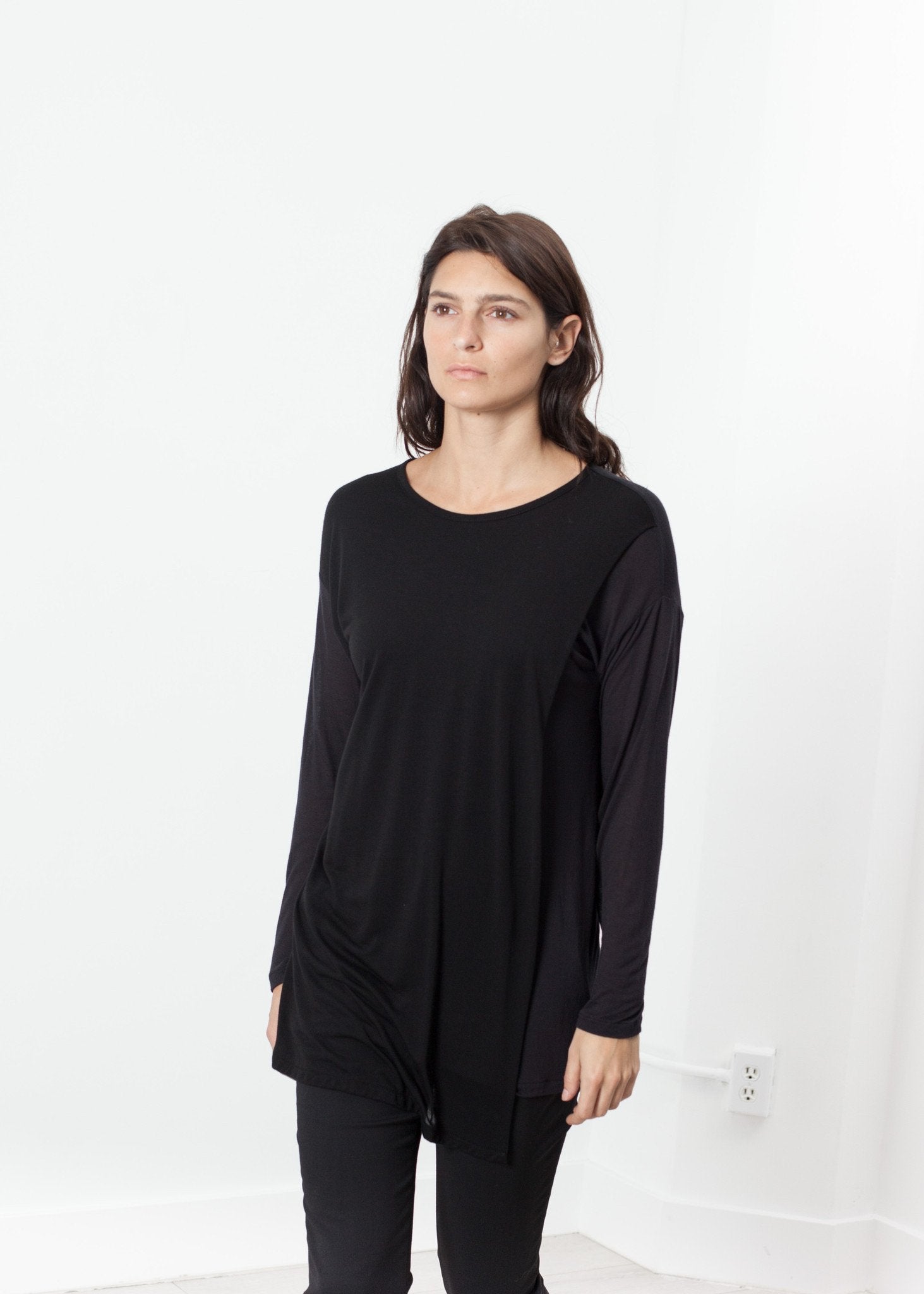 Laurier Tee in Black/Navy - DrakeJack