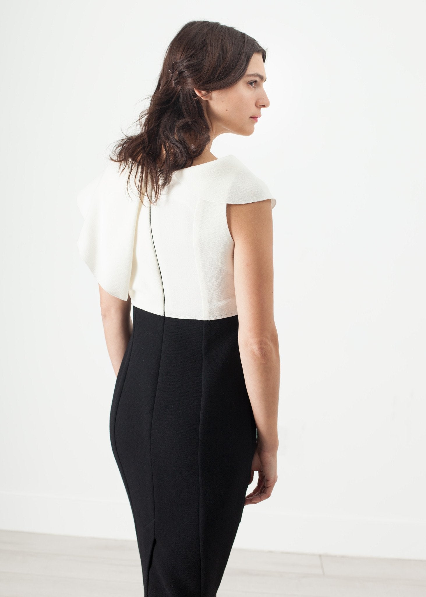 Asymmetric Dress in Cream/Black - DrakeJack