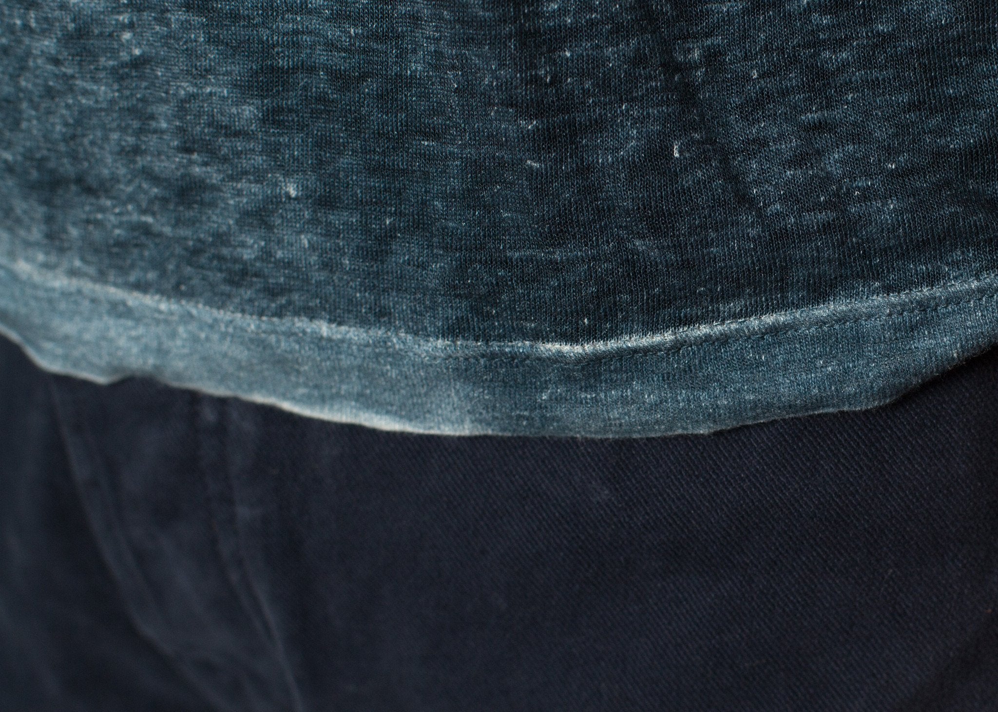 Melange T-Shirt in Navy/Black - DrakeJack