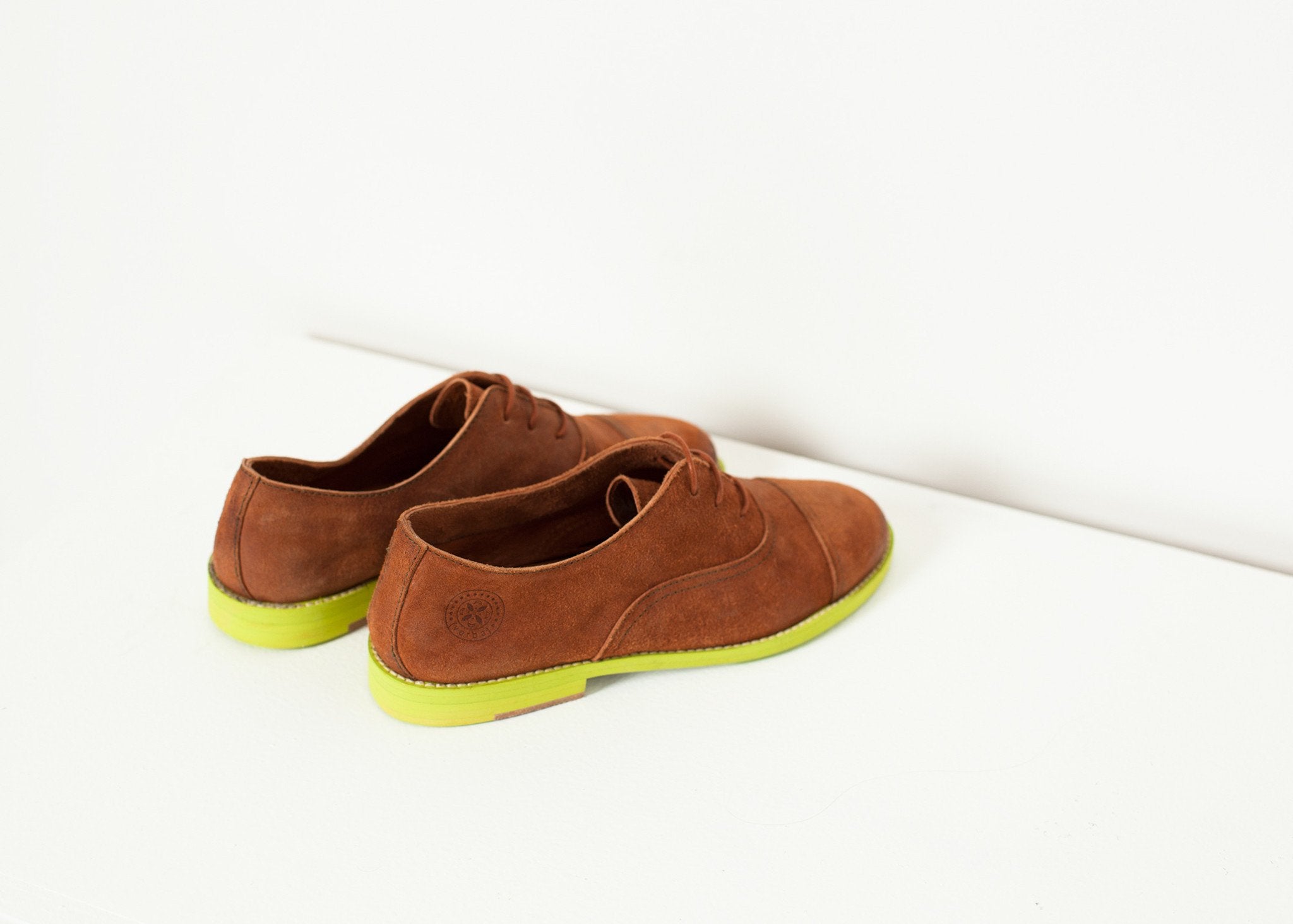 Suede Oxford in Natural/Lime - DrakeJack